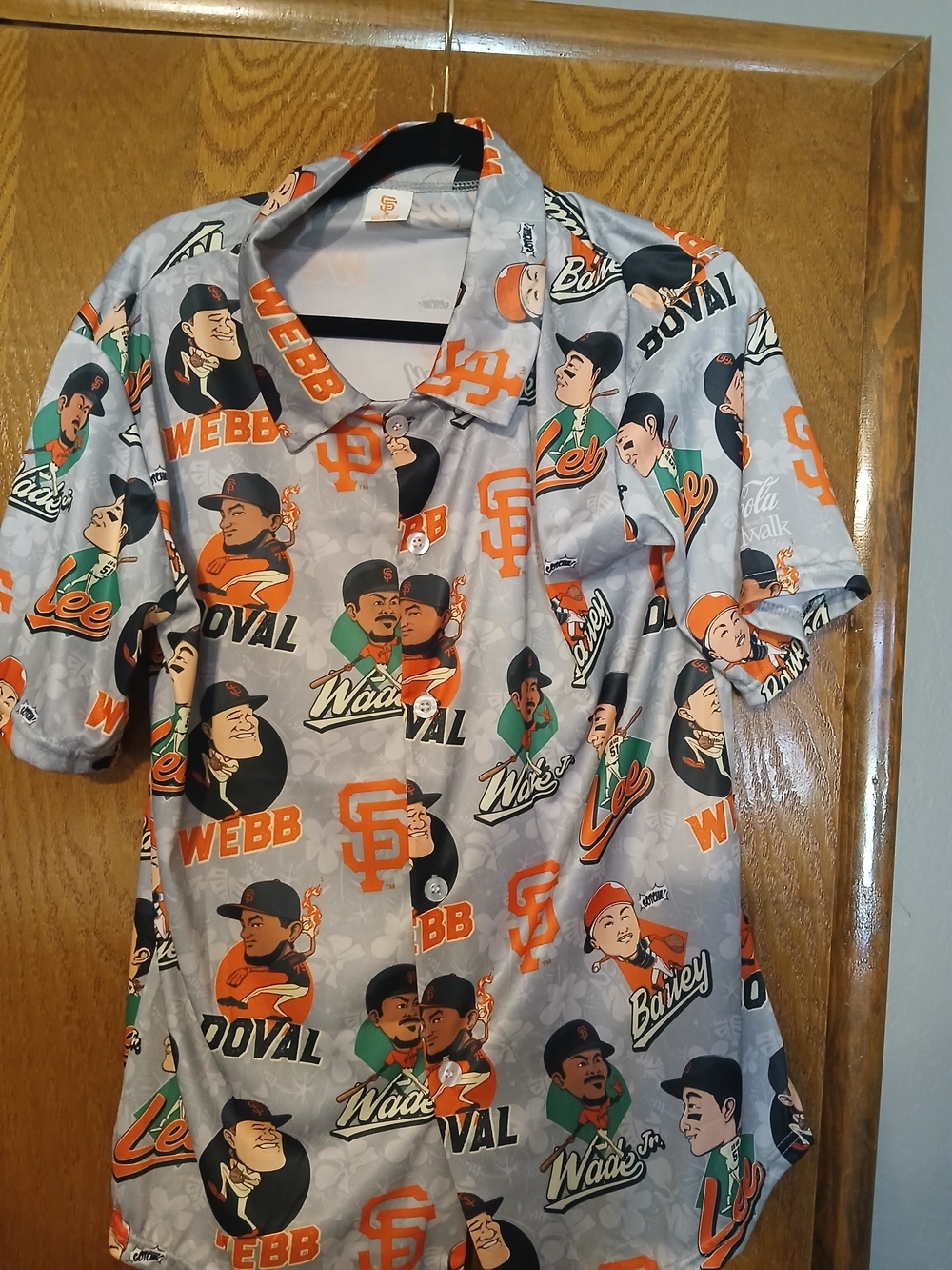 San Francisco Giants Graphic 2024 Players Aloha Shirt Med.